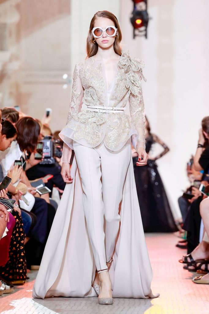 بدلة-سواريه-من-إيلي-صعب