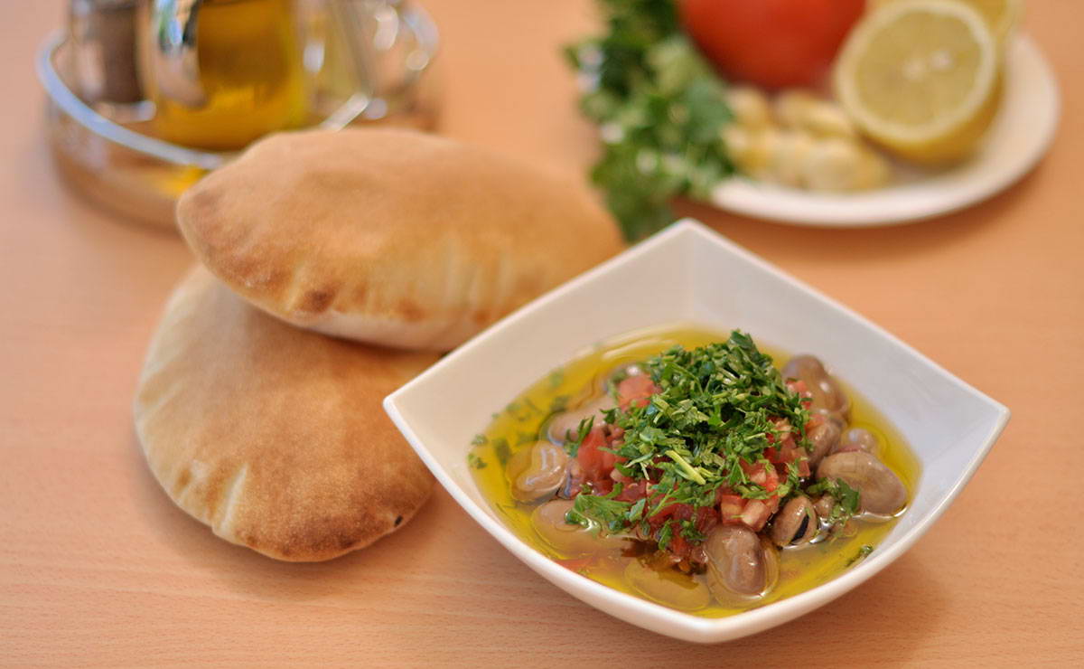 طريقة عمل الفول بالطحينة على الطريقة السورية