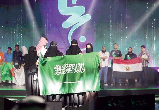 فريق نسائي يحصل على جائزة التميز بهاكاثون الحج