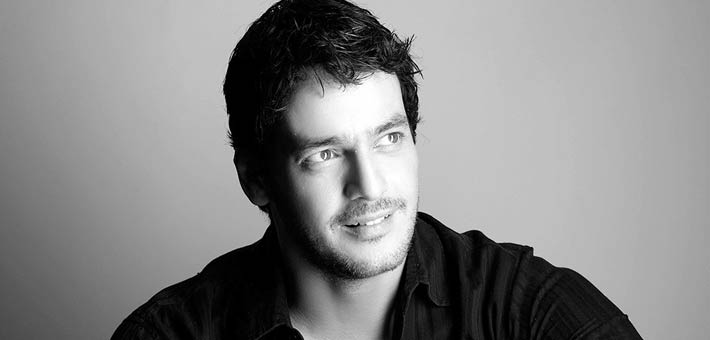 خالد ابو النجا يدعم المثليين