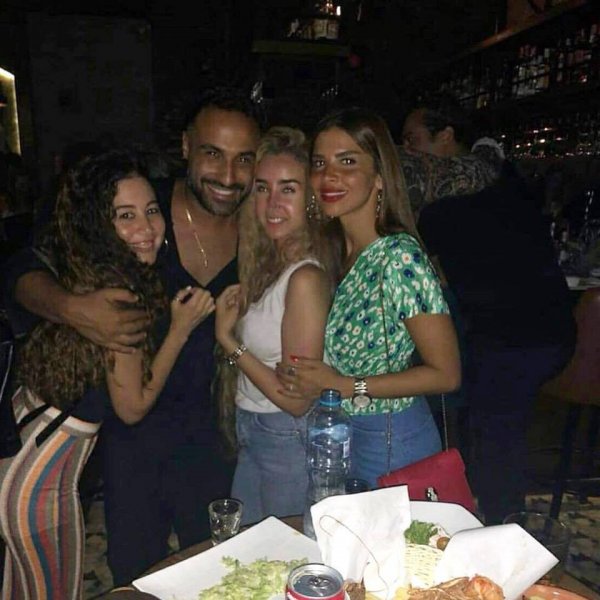 هنا-الزاهد-وأحمد-فهمي-في-تجمع-عائلي