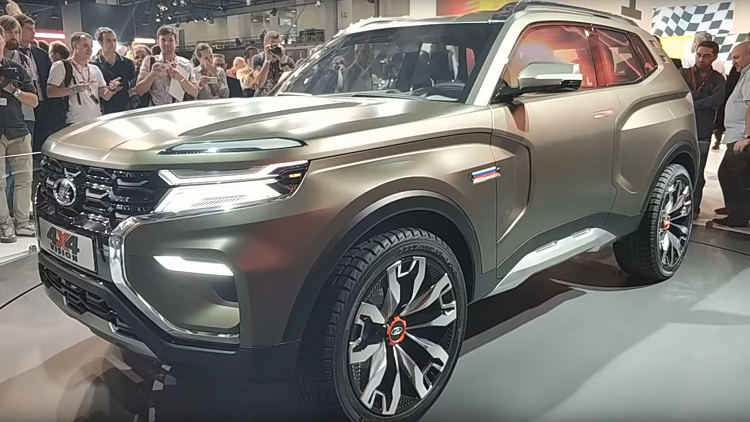 لادا تستعرض سيارة نيفا الجديدة بكافة تفاصيلها