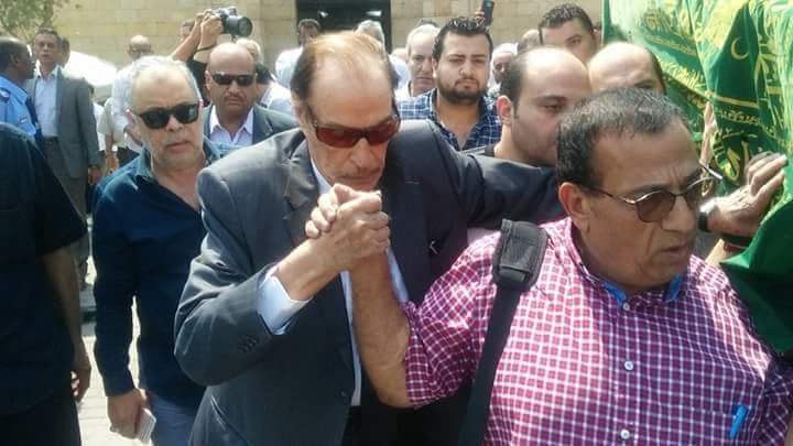 عزت العلايلي