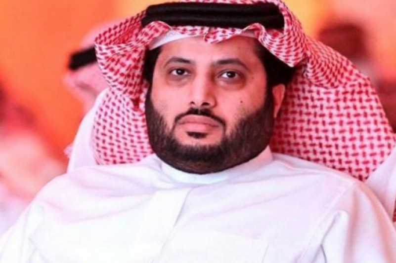 الإساءة لتركي آل شيخ ووالدته