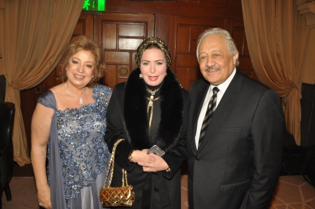 الفنانة-صابرين