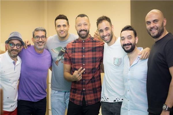 صورة-من-جلسة-التعاقد