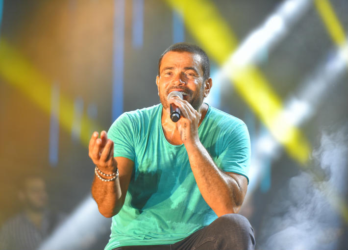 الفنان عمرو دياب