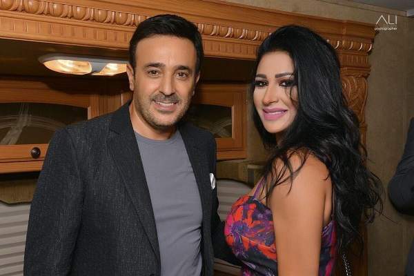 صابر الرباعي يحتفل بعيد ميلاد زوجته