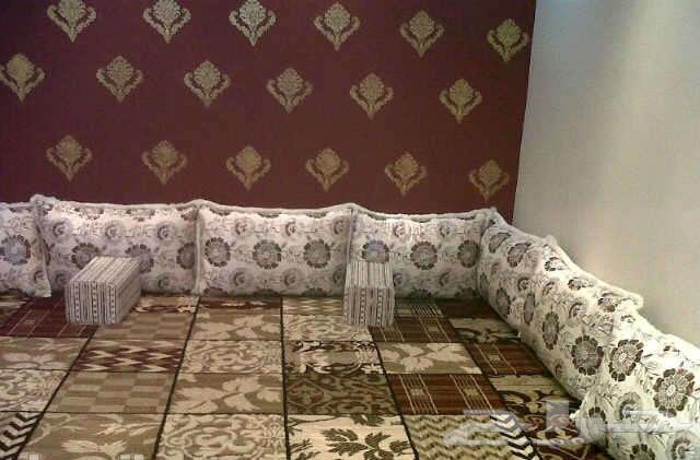 مساند-الظهر-بالنقوش