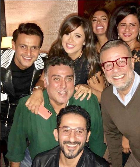 الفنانين في عيد ميلاد أحمد حلمي ومنى زكي