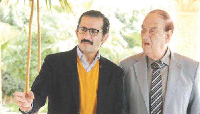 احمد حلمي يهنئ الفنان حسن حسني على تكريمه