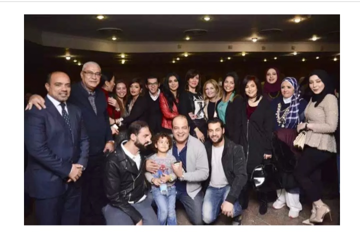 صور الفنانين في حفل عقد قران شقيقه دنيا المصري