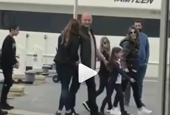 بالفيديو ناشطون يهاجمون نانسي عجرم بعد كسرها خاطر معجبة