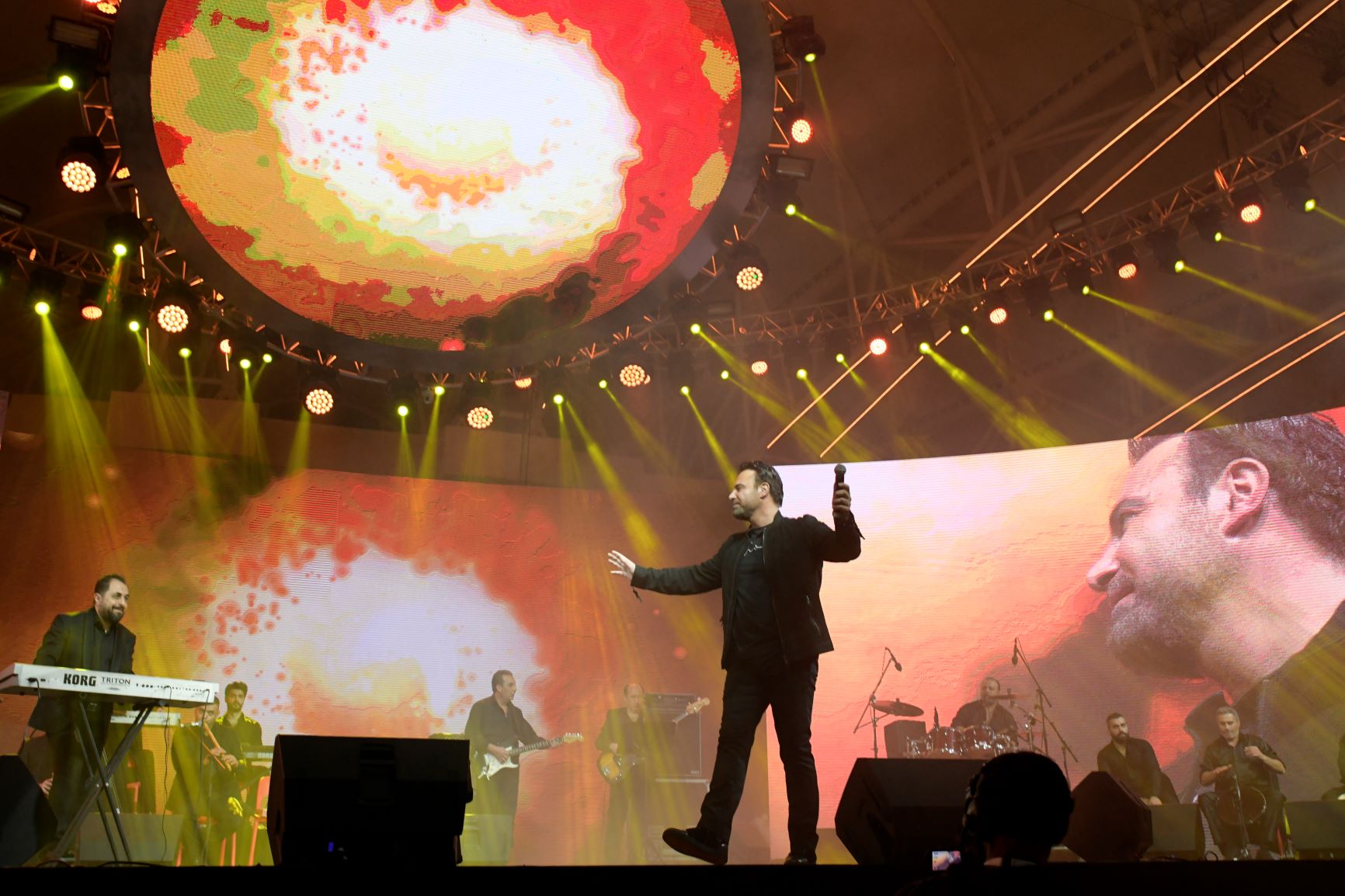 RotanaMusic_AssiHallani_GV 11