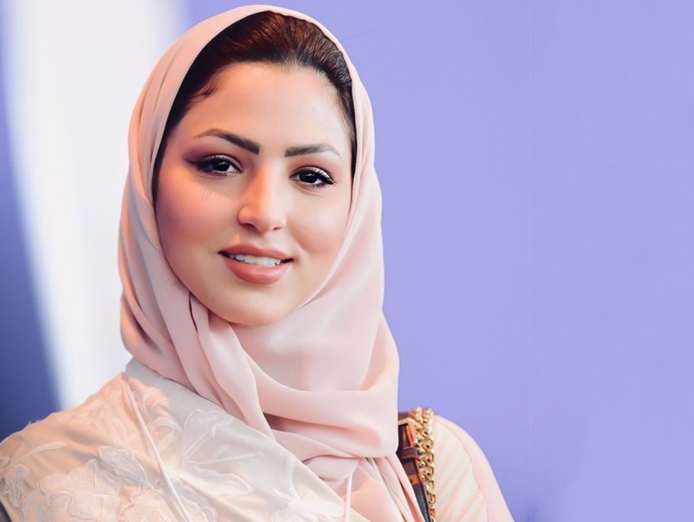 بالفيديو.. الفنانة السعودية نصرة الحربي تعلن ارتداءها النقاب