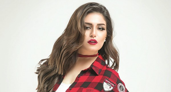 منة فضالي