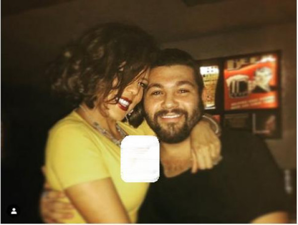 ناهد السباعي وصديقها