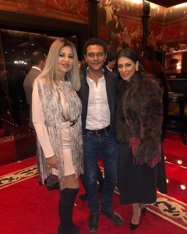 اسر-ياسين-وبوسي-شلبي-وانجي-المقدم-في-العرض-الخاص-في-مسرحية-3-ايام-في-الساحل