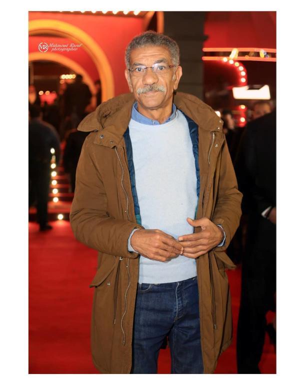 سيد-رجب-في-العرض-الخاص-في-مسرحية-3-ايام-في-الساحل