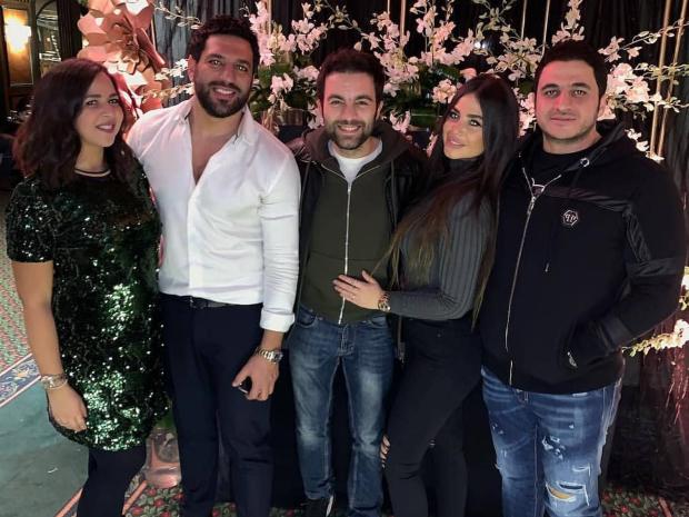 صورة-إيمي-سمير-غانم-في-عيد-ميلاد-حسن-الرداد-تسببت-في-إشائعة-حملها
