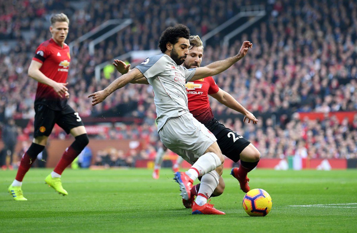 محمد صلاح يتسبب في تفاقم إصابة نجم مانشستر يونايتد