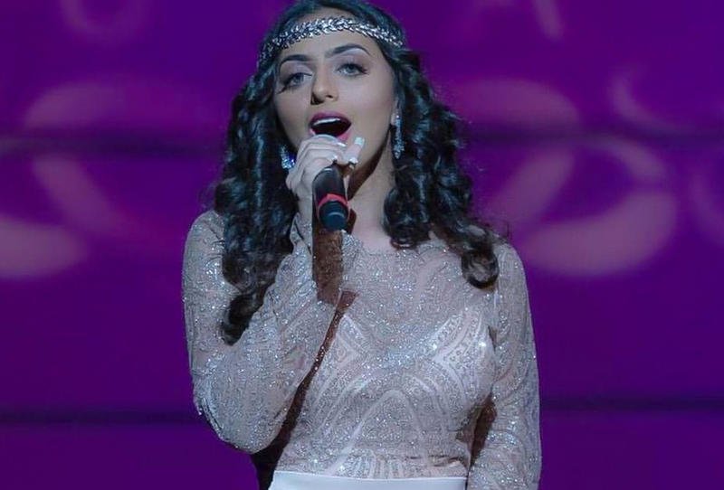 الفنانة-السعودية-بسمة-العتيبي