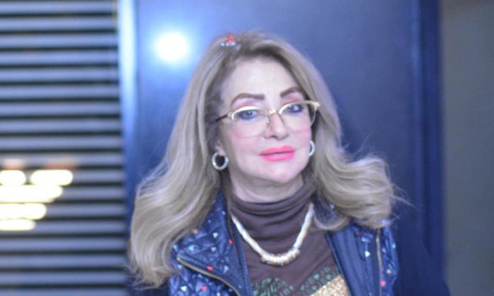 شهيرة-تختار-لون-الشعر-الاشقر