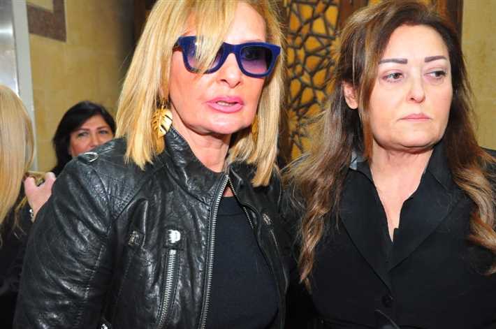 يسرا-مع-نهال-عنبر