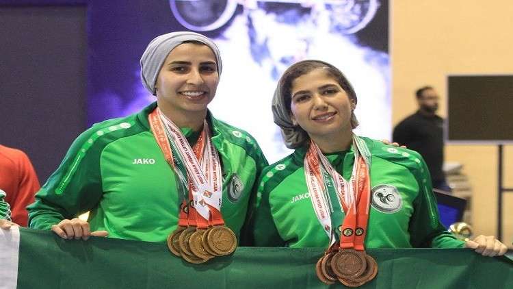 12 ميدالية في أول مشاركة تاريخية للمرأة السعودية في رفع الأثقال
