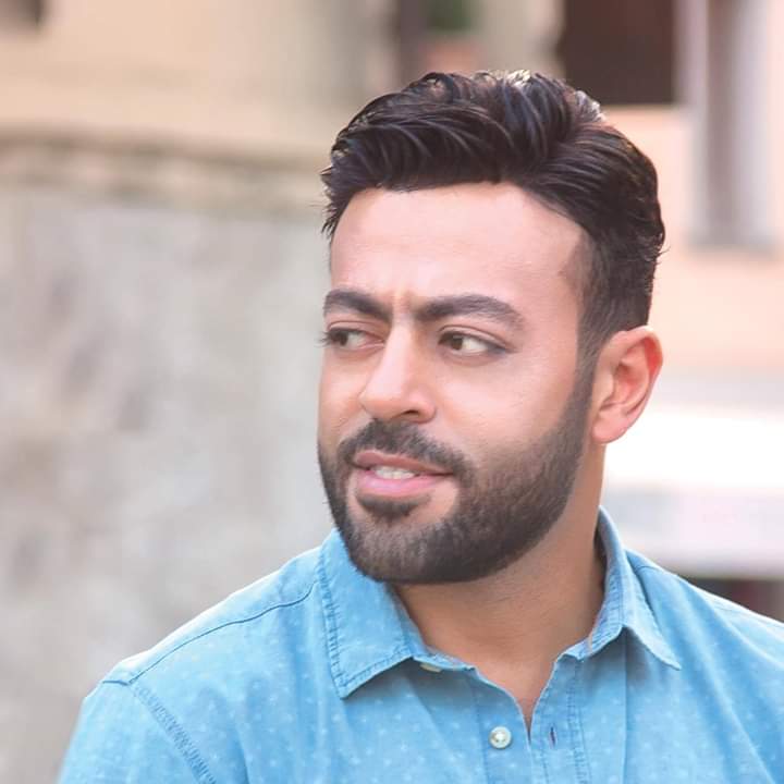 تامر عاشور ت