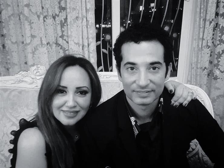 عمرو سعد مع زوجته
