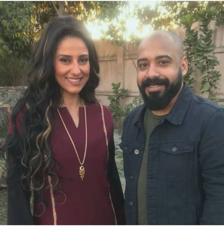 حنان-مطاوع-مع-مؤلف-العمل-في-مسلسل-لمس-أكتاف-رمضان-2019