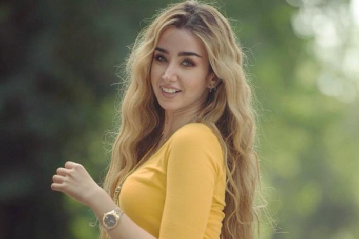 هنا-الزاهد