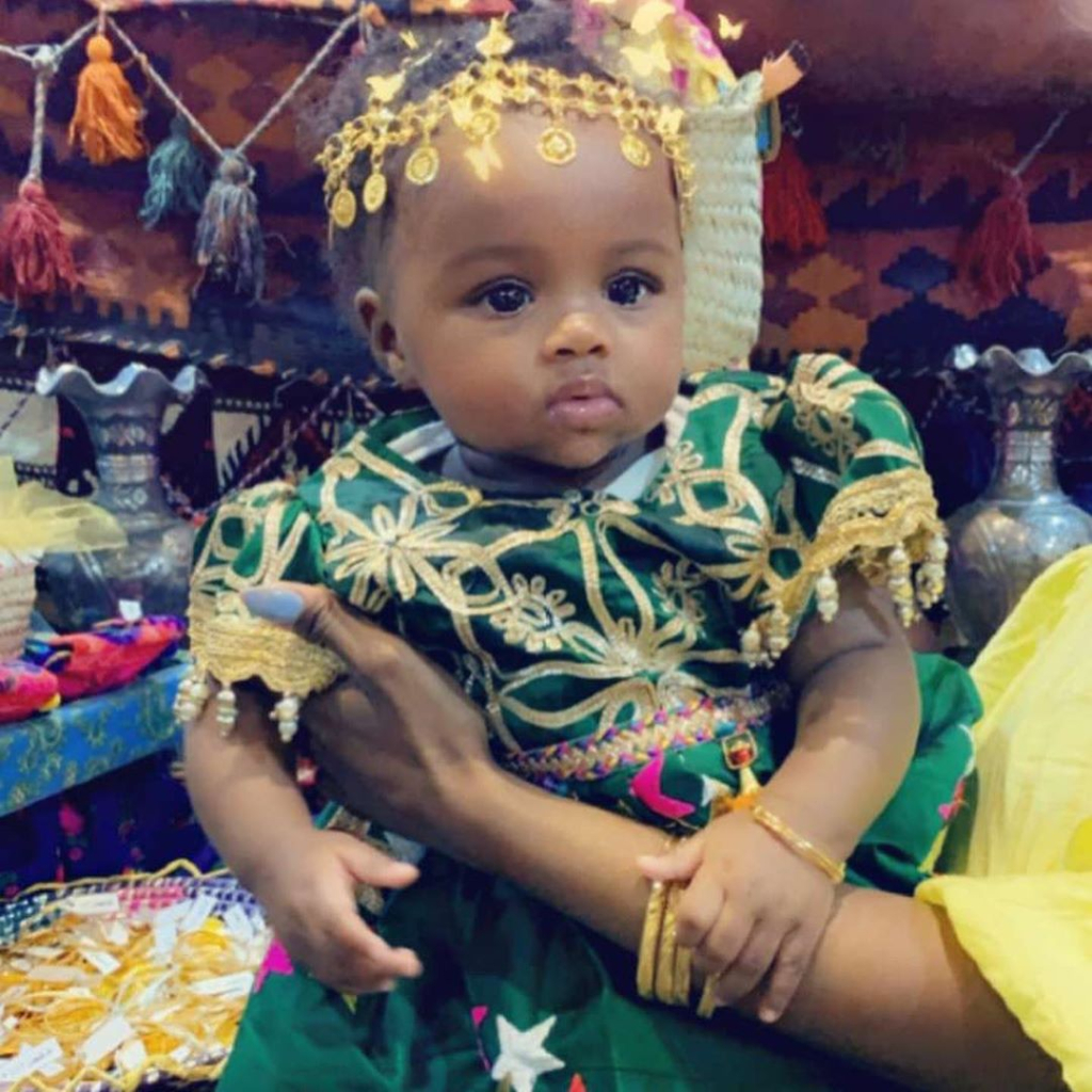 لي لي إبنة الفنانة السعودية داليا مبارك