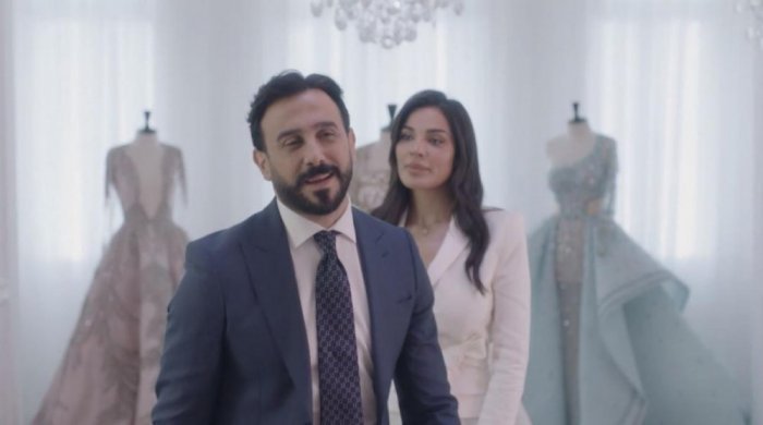 نادين-نجيم-و-قصي-خولي-في-مسلسل-خمسة-ونص-