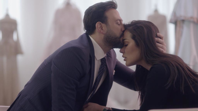 مسلسل خمسة ونص