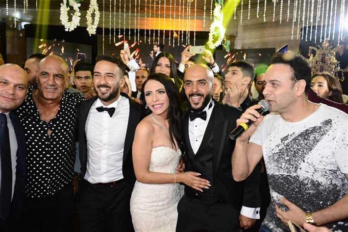 مصطفى قمر يحيي حفل زفاف محمد مهران ومي عبد الحافظ