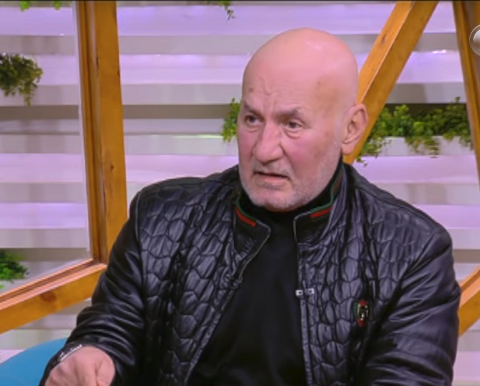 مرض-عزت-أبو-عوف- (1)