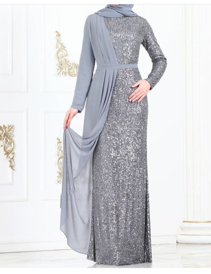 فستان سهرة محجبات تركي من اللون الفضي