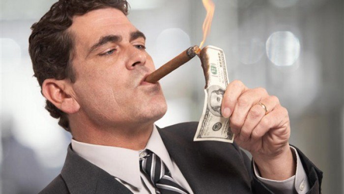 صدق أو لا تصدق .. المهنة الأولى لأغنى 10 رجال في العالم