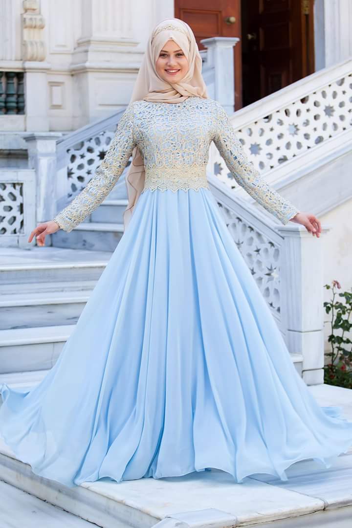 فساتين سوارية 2019