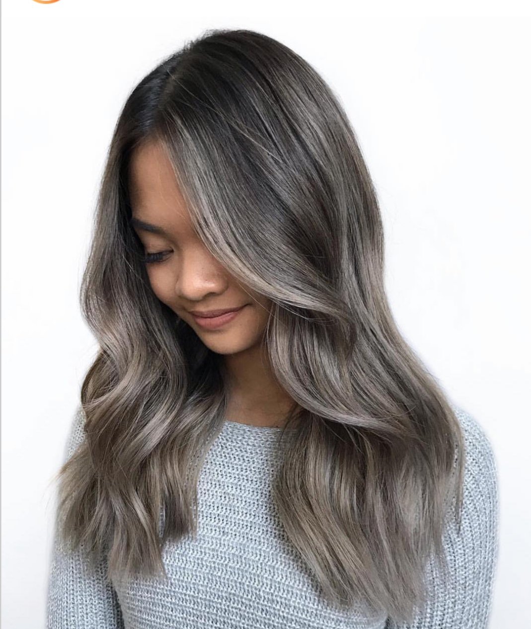 اللون الرمادي أجدد صيحات صبغات الشعر لعام 2019