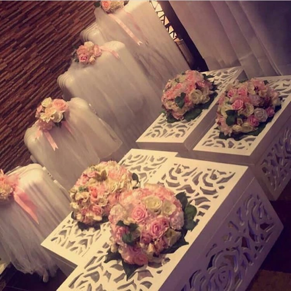 طابع رقيق يميز زينة دبش عروس 2019