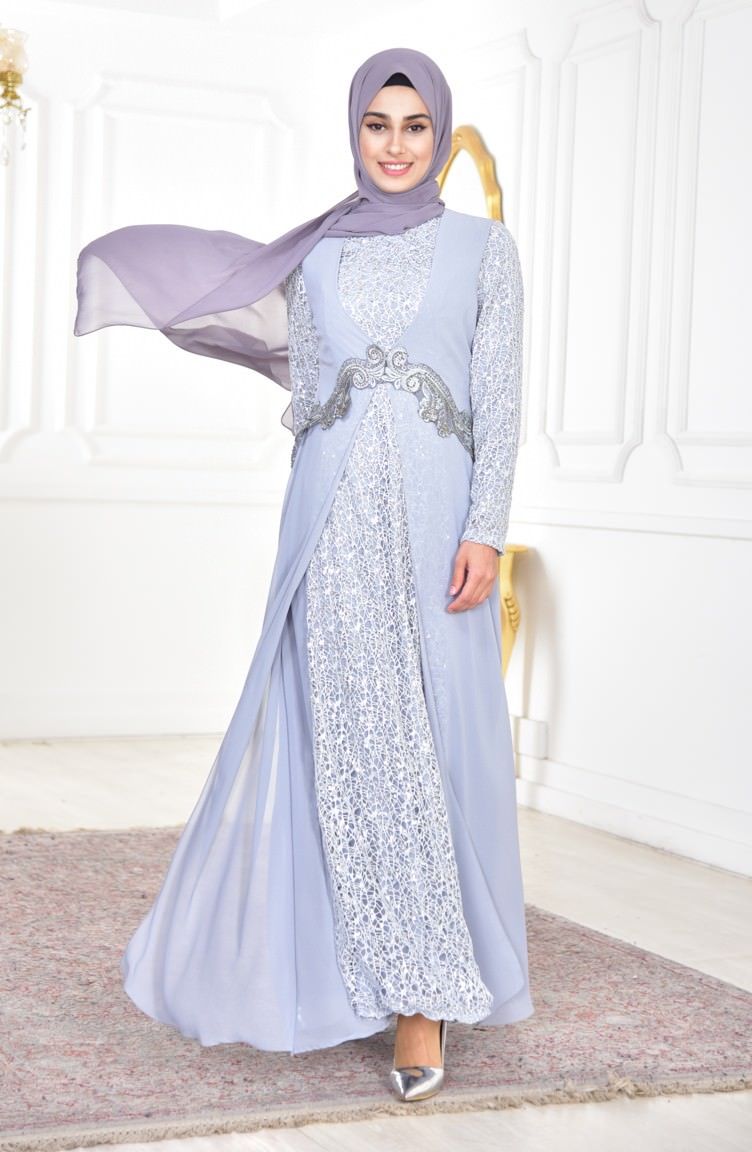 فستان مصنوع من الشيفون مطرز بالترتر