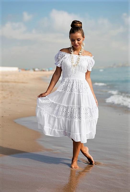 أجمل الفساتين البيضاء المناسبة لفصل الصيف