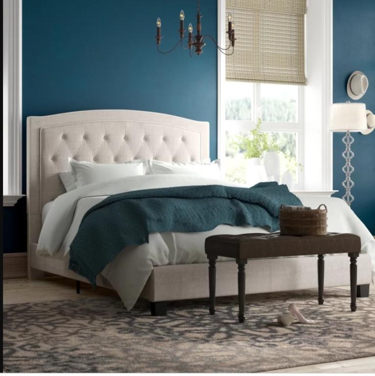 اللون الأزرق الخلاب يزين ديكور غرفة النوم