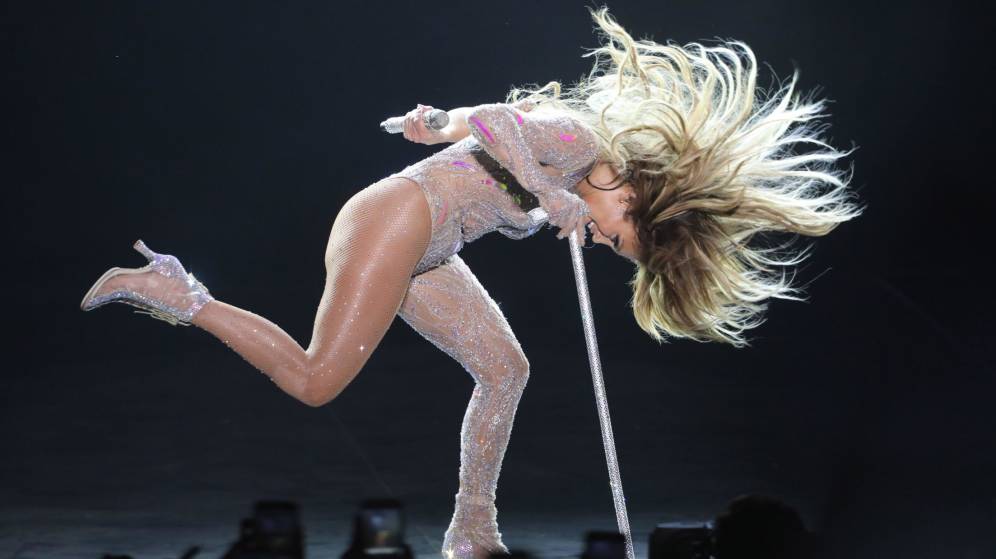 حفل جينفير_لوبيز_في _مصر2