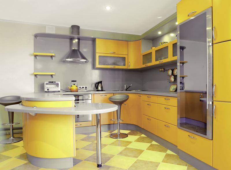 ديكور مطبخ مودرن باللون الرمادي والاصفر