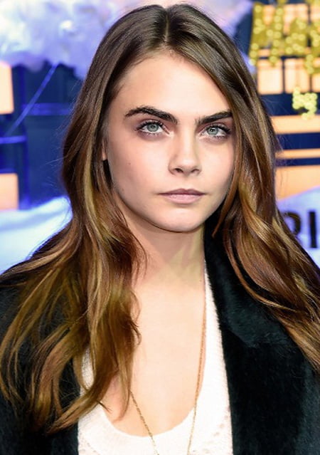 قصات-شعر-طويل-مدرج-للوجه-الدائري- (1)