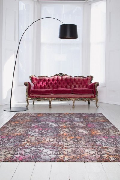 كنب-كلاسيكي-باللون-النبيتي